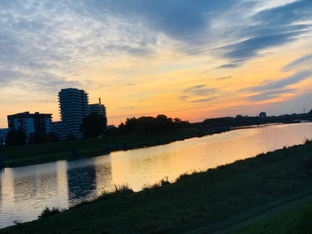 Apartament Z Tarasem I Widokiem Na Odre Wroclaw Luaran gambar